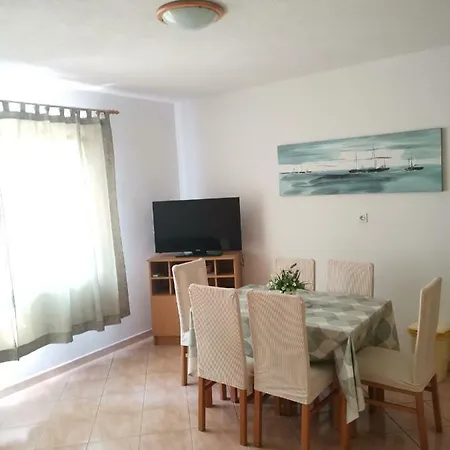 Moso Apartment *